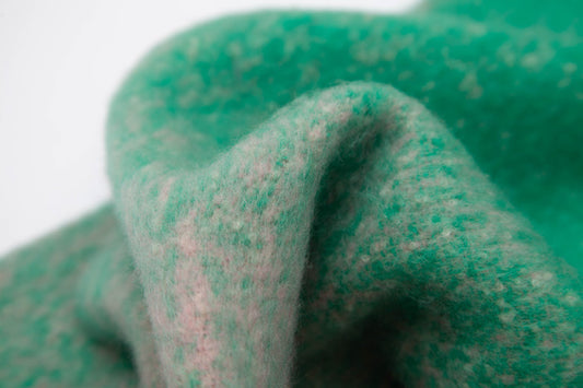 Green Plush Gradient Winter Scarf Shawl - Thick Textured Circle Yarn with Chunky Tassels - 185cm x 40cm
