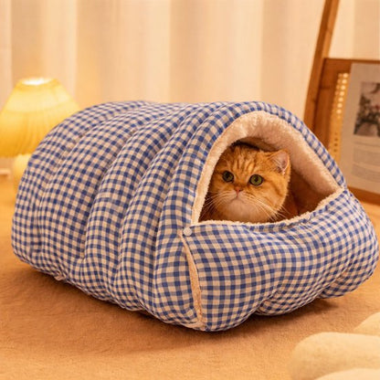 Cat House - Cat Basket - Plush and Warm - Removable and Washable - Closed Cat Bed for Winter - Suitable for Indoor and Outdoor Use in Winter, Camping, Travel, Bedroom, Living Room and Apartment - Blue and White Checkered Pattern