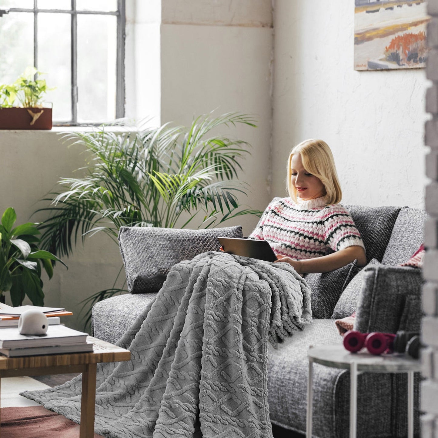 Warm Blankets for Winter, Winter Blankets Queen Size,King Blankets for The Bed, Winter Blankets Queen Size,Super Soft Throw Blankets, Silky Flannel Fleece Bed Blanket Blue
