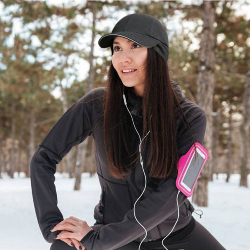 Ponytail Hat for Women –Reflective Winter Hat with Ponytail Hole for Workouts Vertical Ponytail Hole Winter Hat for Any Hair