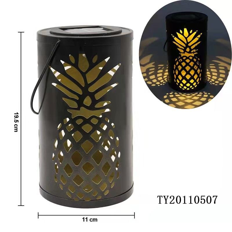 Solar Lantern Lights Outdoor Metal Hanging Solar Lights Retro Pineapple Pattern Projection Lamp for Porch Garden Outdoor Decor