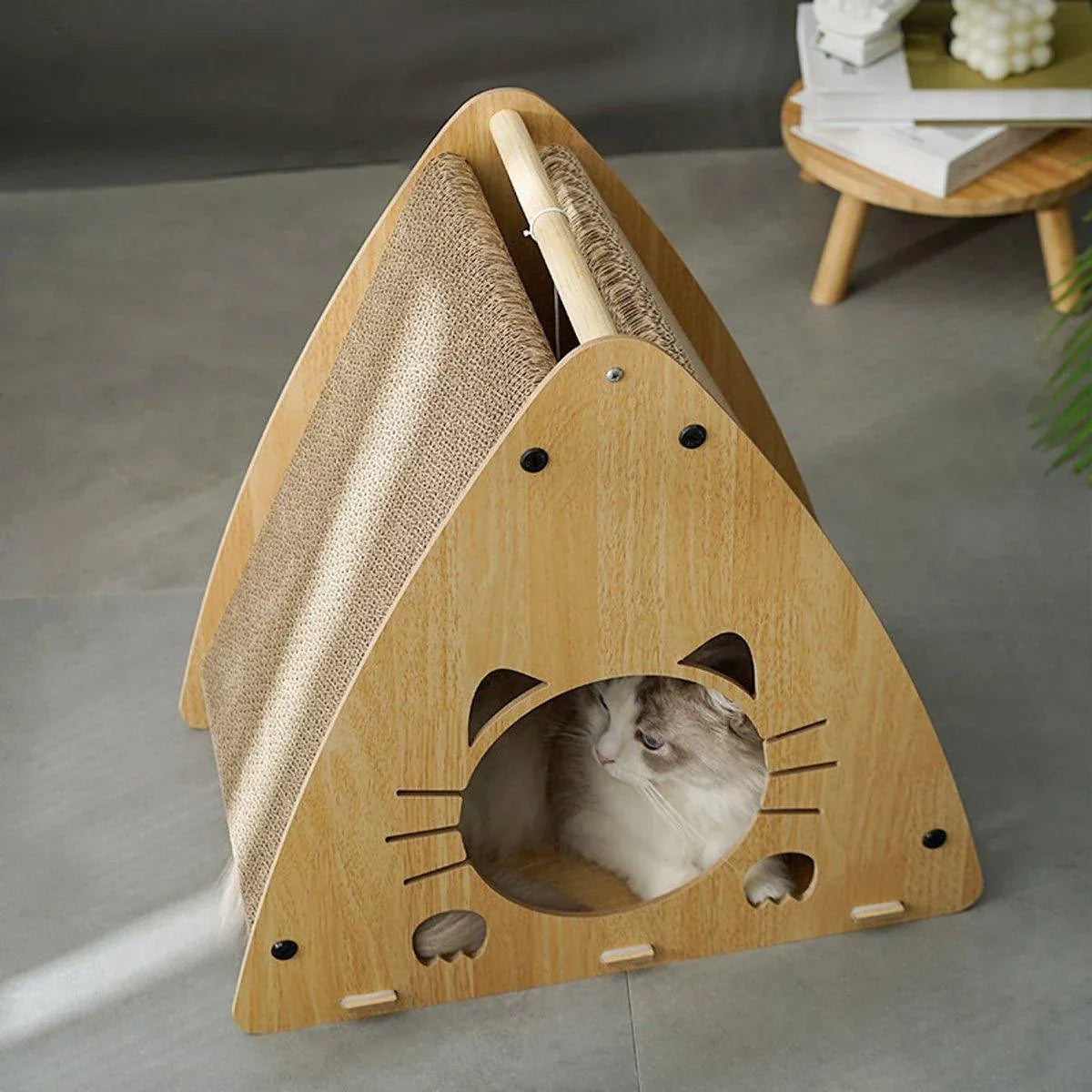 1-Piece Triangular Cat Scratcher and Hideaway